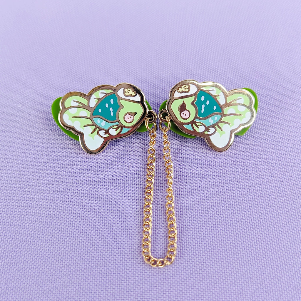 Secret Shop - 2021 - Baby Pisces Fishies - Collar Pin